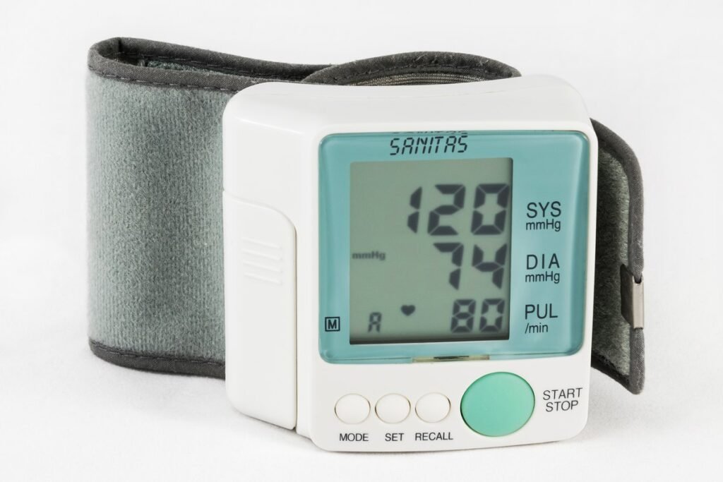 Unsure What to Log for Home Blood Pressure? What Your Doctor Needs